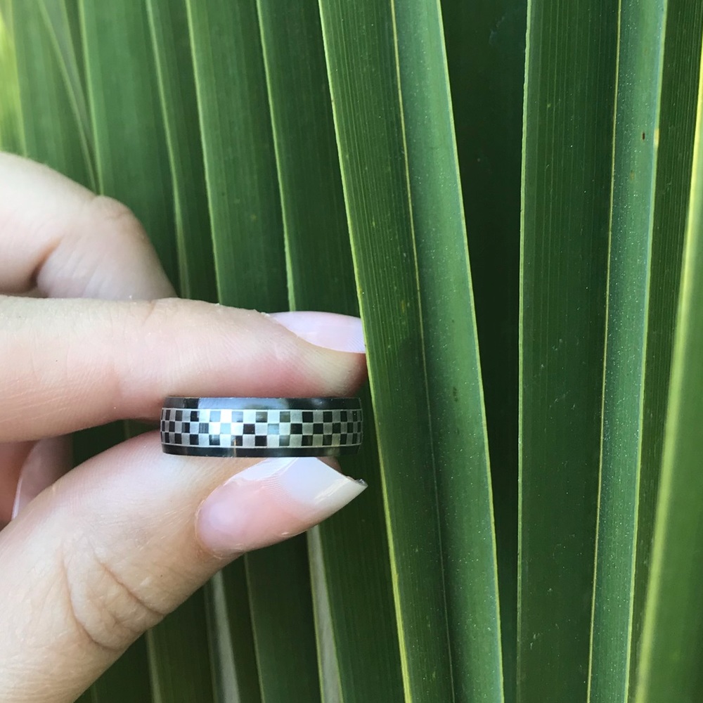 NWT stainless steel ring - Picture 2 of 4